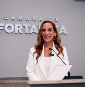 Kamila Cardoso chega ao Legislativo de Fortaleza com foco em inclusão e saúde
