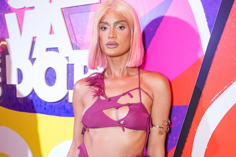 Fervo baiano - Marina Ruy Barbosa, Paolla Oliveira e mais famosos curtem show de Pedro Sampaio no Camarote Salvador