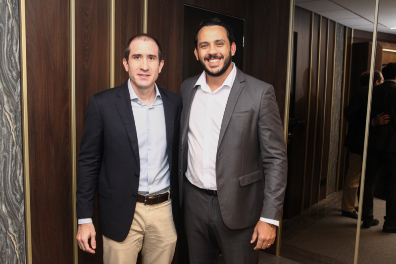 Presidência articulada - Seacec empossa Luiz Fernando Bittencourt para mandato 2026–2030