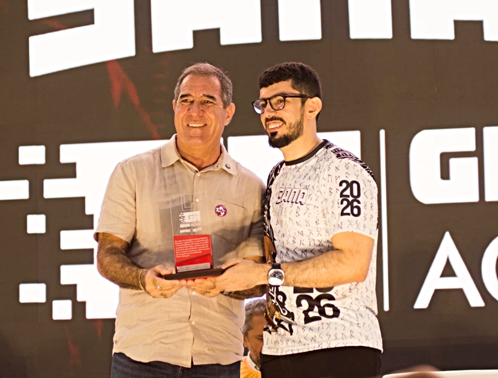 Fecomércio Ceará recebe homenagem por parceria institucional e impacto social