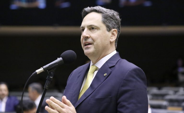 Deputado federal propõe permitir leis estaduais sobre desapropriação