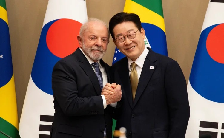 Lula sela acordos sobre minerais críticos e IA na Coreia do Sul e eleva relação bilateral a parceria estratégica