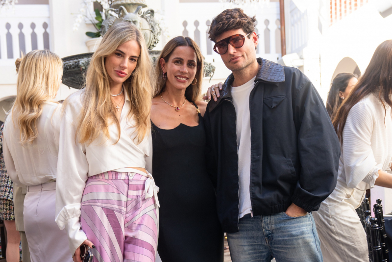 Former Versace Mansion - Naty D’Elia Benevides brilha em Miami na apresentação do novo projeto artístico de Malu Mesquita