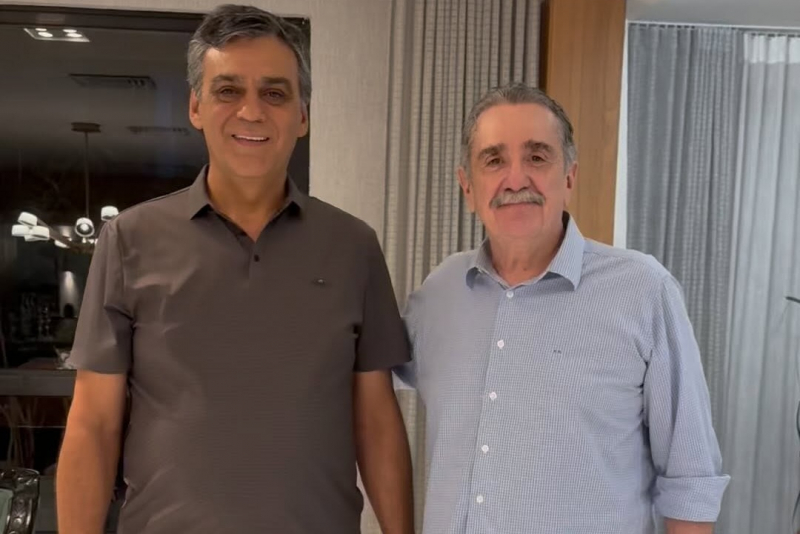 Caucaia entra no radar estratégico de Bismarck Maia para 2026 com apoio à esposa de Naumi Amorim