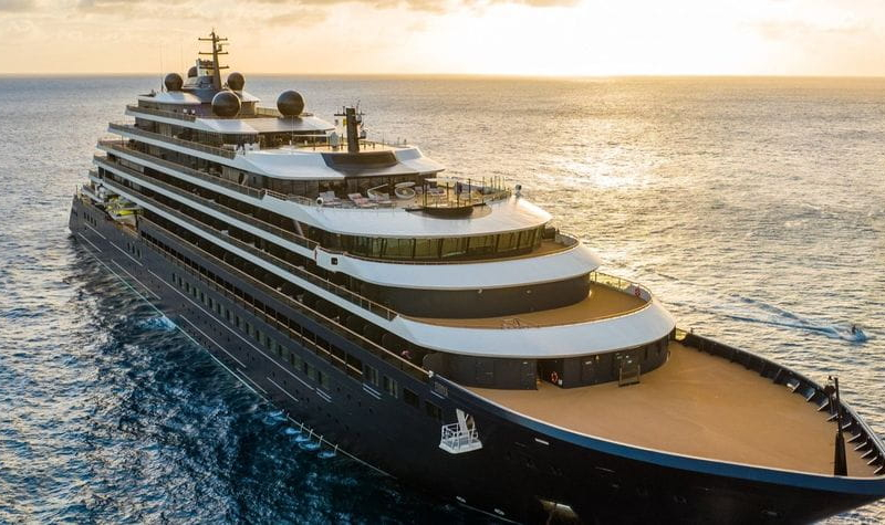 Primeiro navio de cruzeiro cinco estrelas do mundo redefine luxo em alto-mar