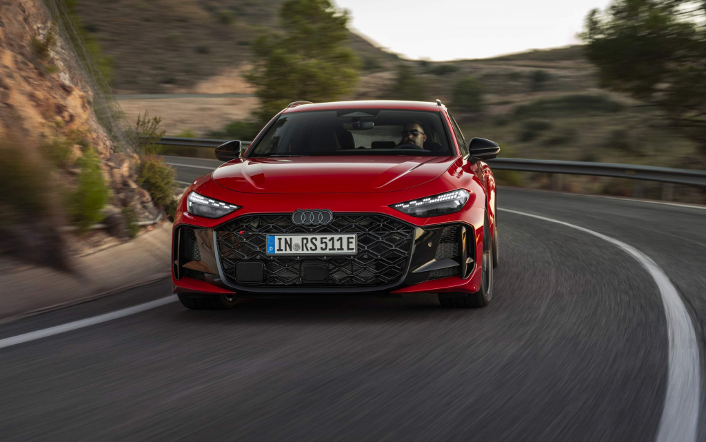 Progressiv Red Metallic, Outdoor Dynamic Photo, Exterior, Front View