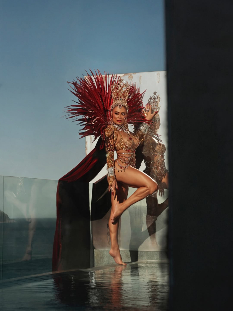 Queen Warming Up @unidosdoviradouro @dolcegabbana 📸 @pupindeleu (4)