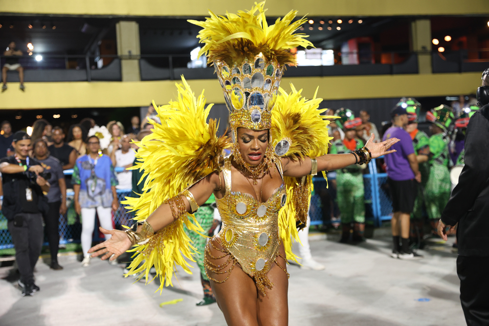 Quitéria Chagas No Desfile Do Império Serrano 2026