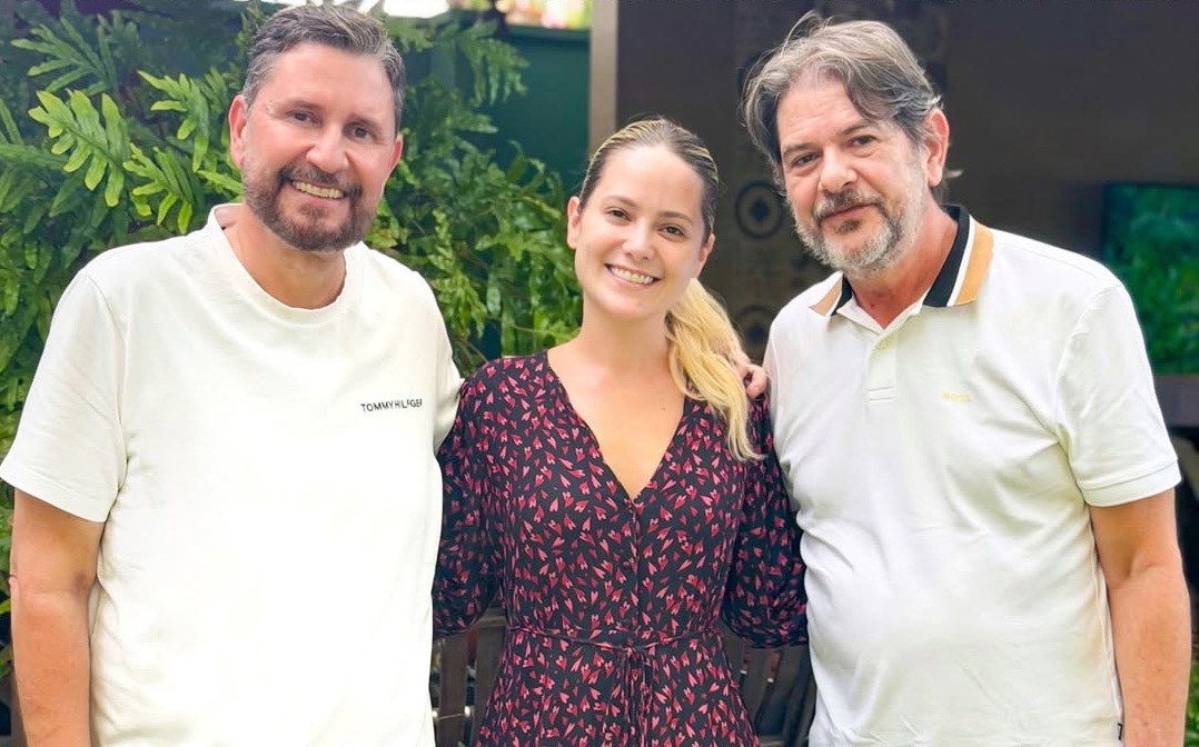 Romeu Aldigueri recebe Cid Gomes no Domingo de Carnaval e reforça eixo político entre Alece, Senado e Governo estadual