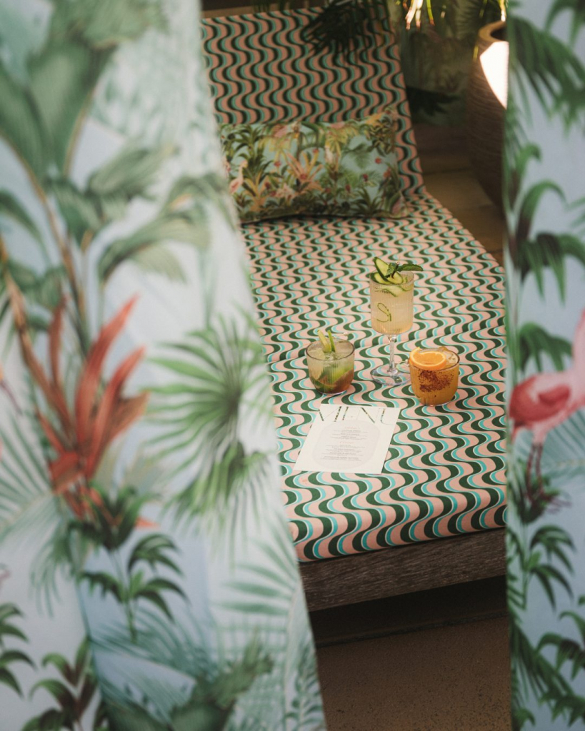 Saveclip.app 619489496 18392397559183940 2767381484440863623 N