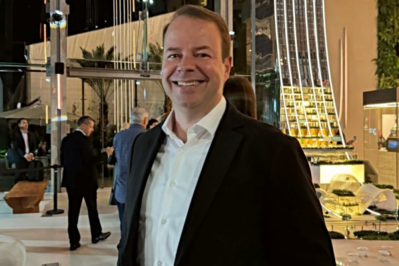 Mota Machado homenageia corretores e debate o futuro do mercado imobiliário