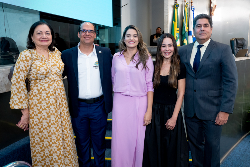 Atividade Parlamentar - Sessão solene dá início ao 1º semestre legislativo de 2026 na Câmara de Fortaleza