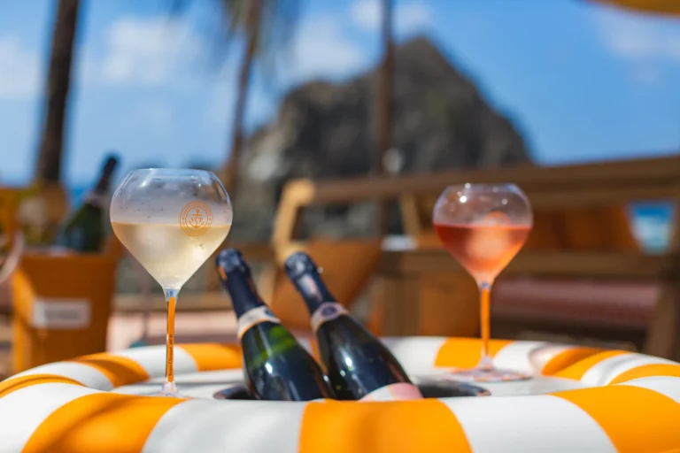 Sun Club Veuve Clicquot 768x512