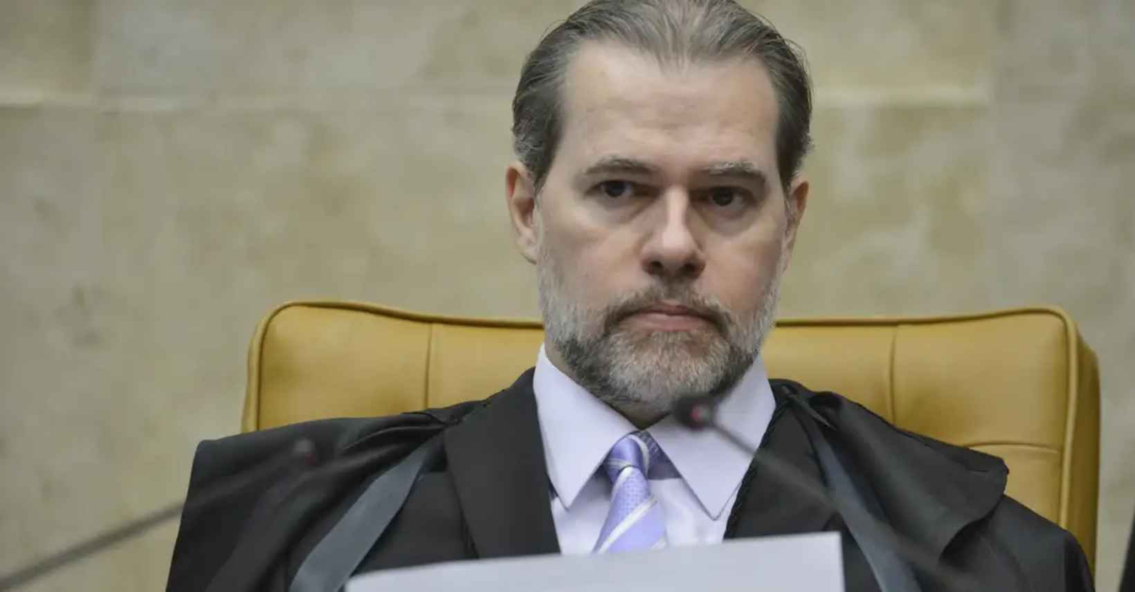 Toffoli devolve casos do banco Master à primeira instância e mantém apuração sensível no STF