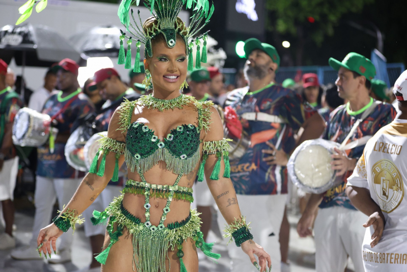 Carnaval 2026 - Grande Rio apresenta enredo “A Nação do Mangue” em ensaio técnico na Sapucaí