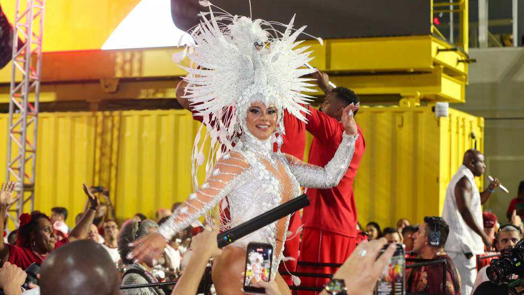 Viviane Araújo 2 (1)