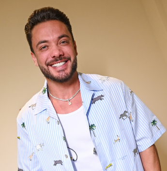 Camarote Villa inicia primeira noite com shows de Safadão, Eric Land e Henry Freitas