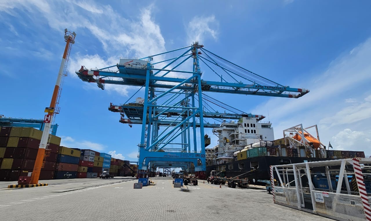 Porto do Pecém movimenta 20,96 milhões de toneladas e avança 7% em 2025