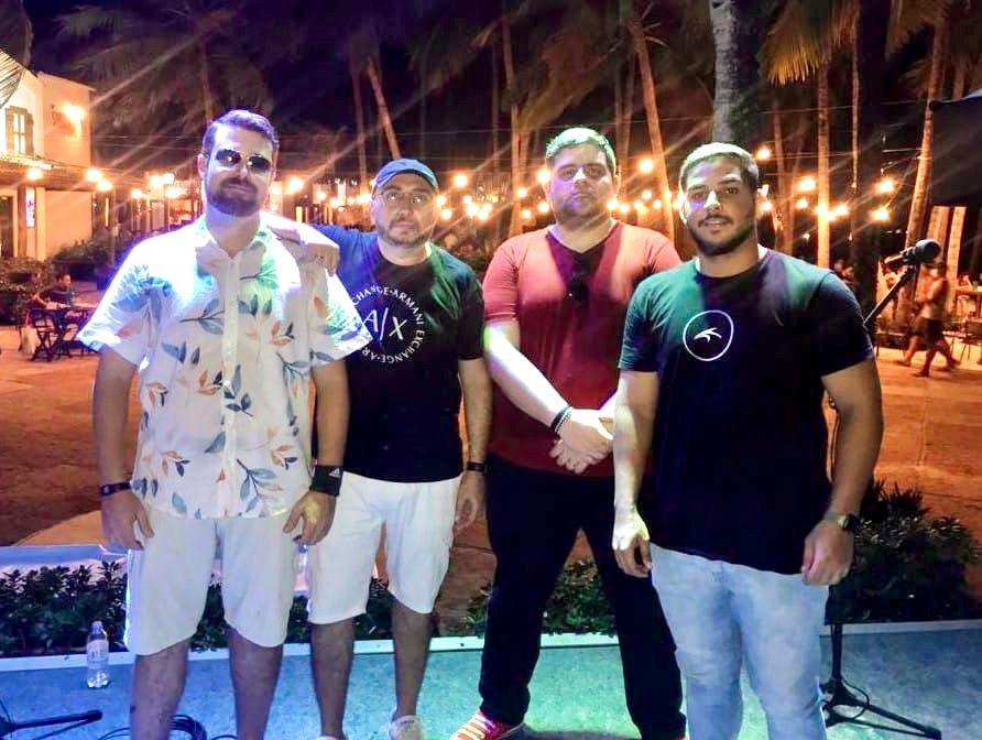 Vila Azul do Mar recebe Os Brazukas com tributo a Paralamas do Sucesso e Kid Abelha