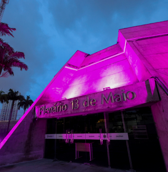 Trocas de legenda intensificam articulação política no Ceará