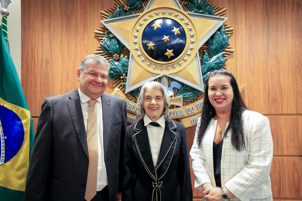 16 03 2026 Ministra Stf Cármen Lúcia Recebe Título De Cidadã Cearense Foto Junior Pio.. ( (11)