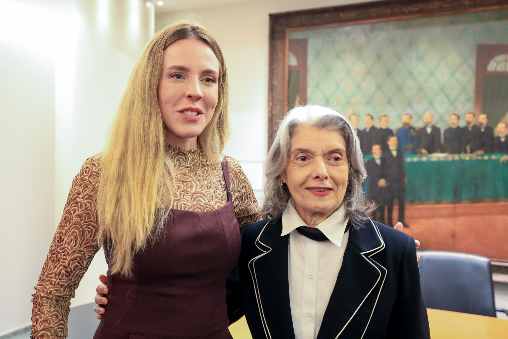 16 03 2026 Ministra Stf Cármen Lúcia Recebe Título De Cidadã Cearense Foto Junior Pio (33)