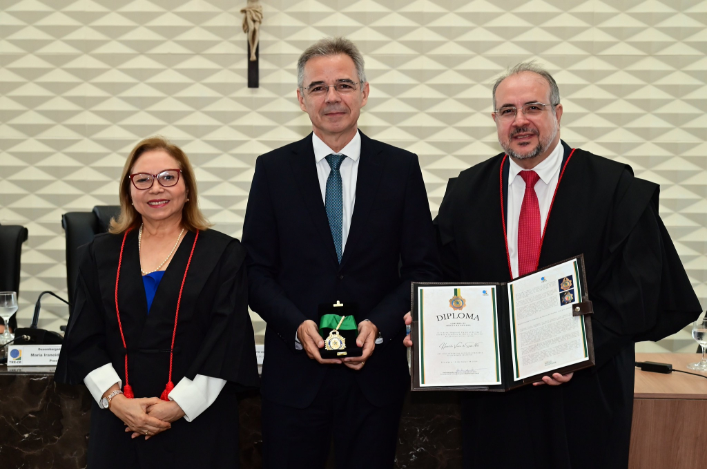 55151211703 Adb65b633a K