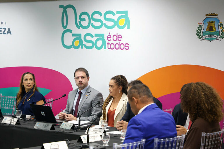 Prefeito Evandro Leitão encaminha à Câmara cinco projetos de lei e solicita R$ 2,4 bilhões em crédito