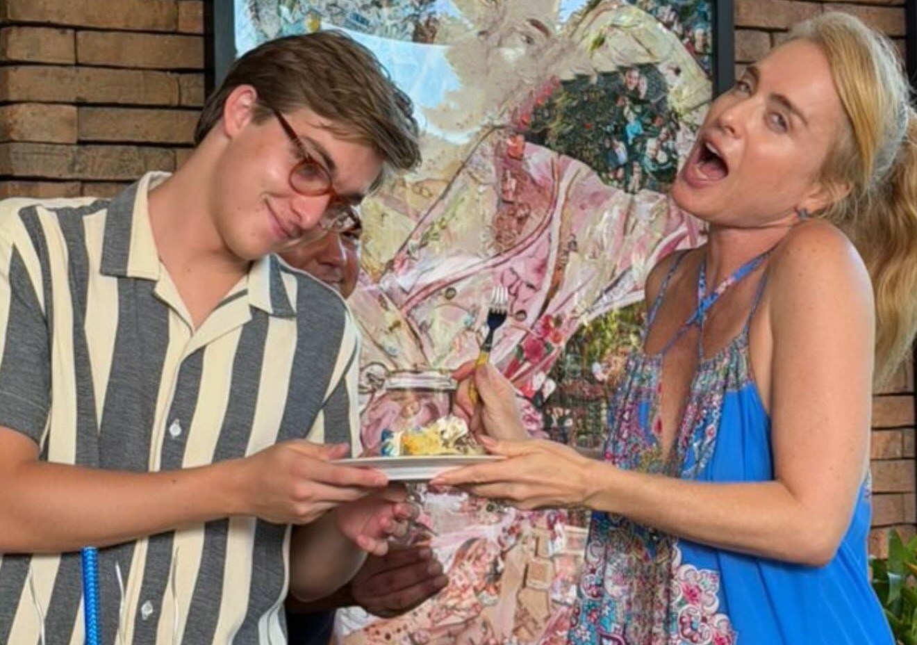 Angélica comemora 21 anos do primogênito Joaquim e faz declaração emocionante