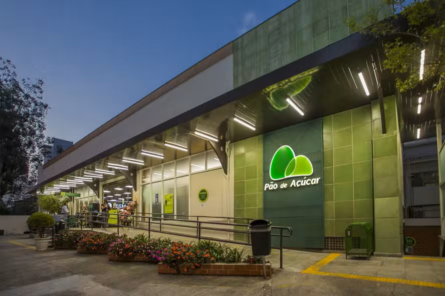 GPA reforça diretoria com três novos executivos e mira eficiência para enfrentar dívida de R$ 4,5 bilhões