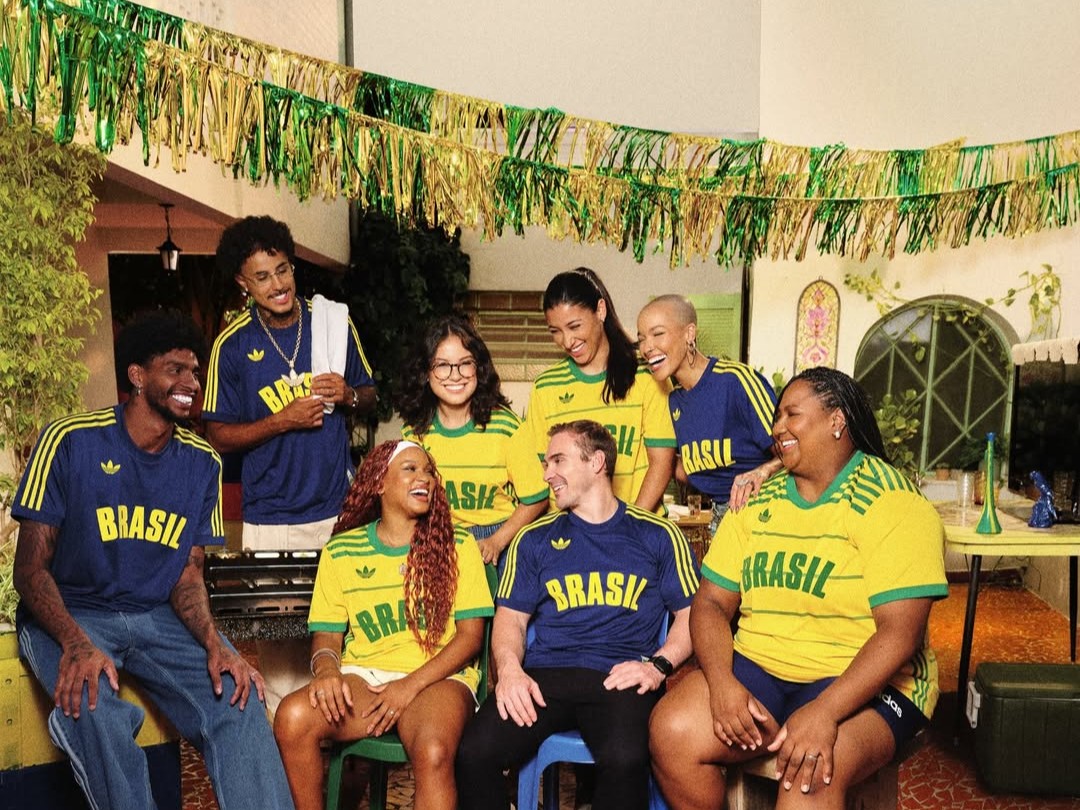 Adidas e Comitê Olímpico do Brasil revelam camisetas inspiradas na estética esportiva dos anos 80
