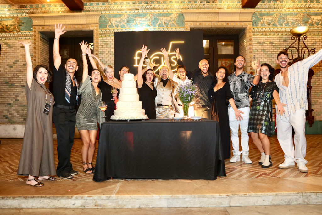 Alex Neoral, Tati E Bailarinos, Nicolas Monks, Bia Leitte, Rudson Dias E Piera Pillar 6797