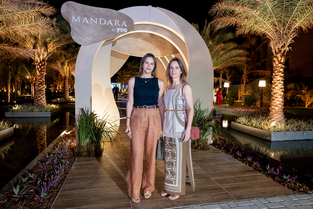 Amanda E Carla Pontes