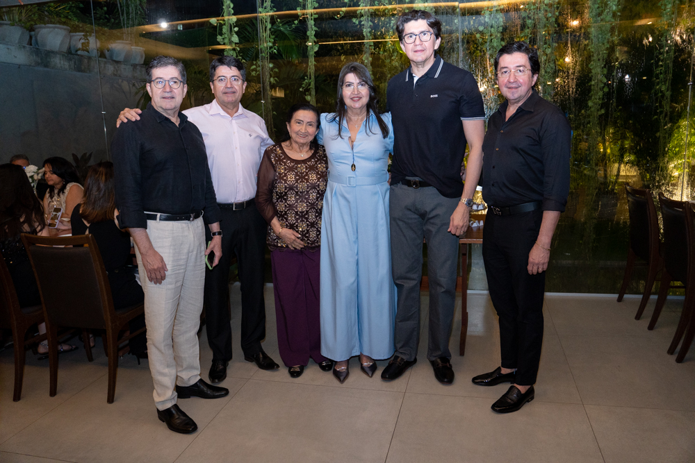 Antônio, Hildegardo, Orieta Landim Santana E Edson Santana, Sônia Macêdo E Moisés Santana (2)