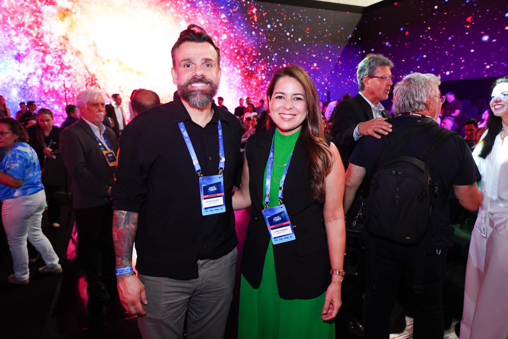 Apoena Afonso E Laura Dantas