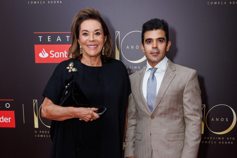 marco cultural - Famosos levam glamour à celebração de 10 anos do Teatro Santander em São Paulo