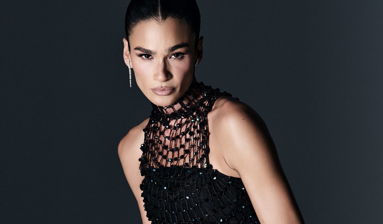 C&A e Gustavo Silvestre elevam o jeans ao tapete vermelho em criação exclusiva para Carol Ribeiro