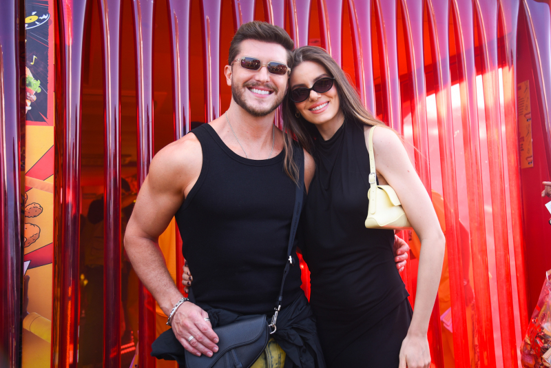 FESTIVAL IN SP - Lollapalooza 2026: 2º dia reúne vozes marcantes e produções fashion dos famosos