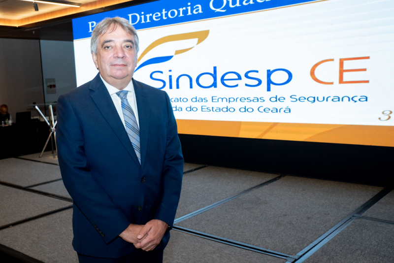 Carlos Gualter Lucena assume presidência do Sindesp-CE em solenidade no Hotel Gran Marquise