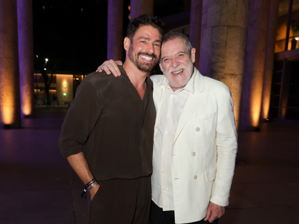 Cauã Reymond E Zé De Abreu (2)