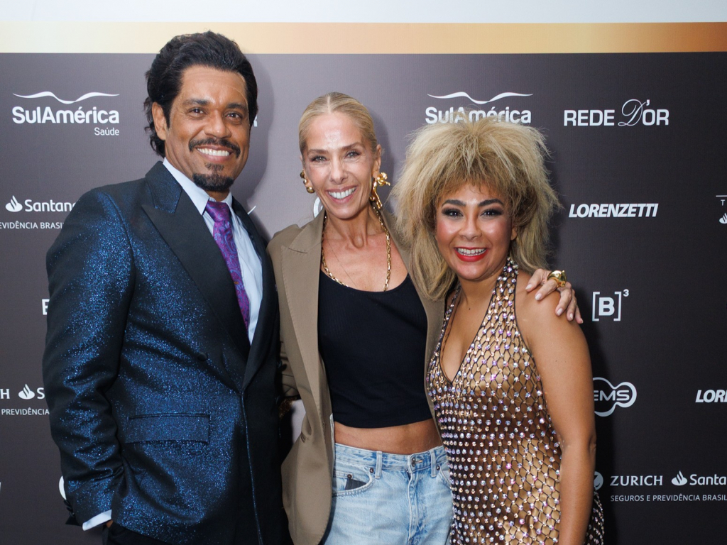 César Mello, Adriane Galisteu E Analu Pimenta