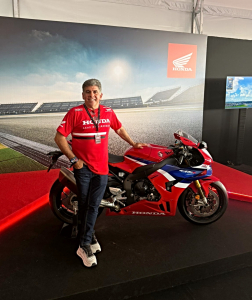 Com A Fireblade