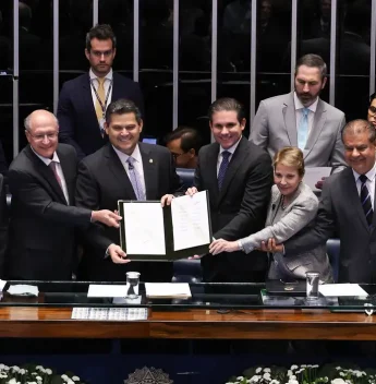 Congresso Nacional promulga acordo Mercosul-União Europeia