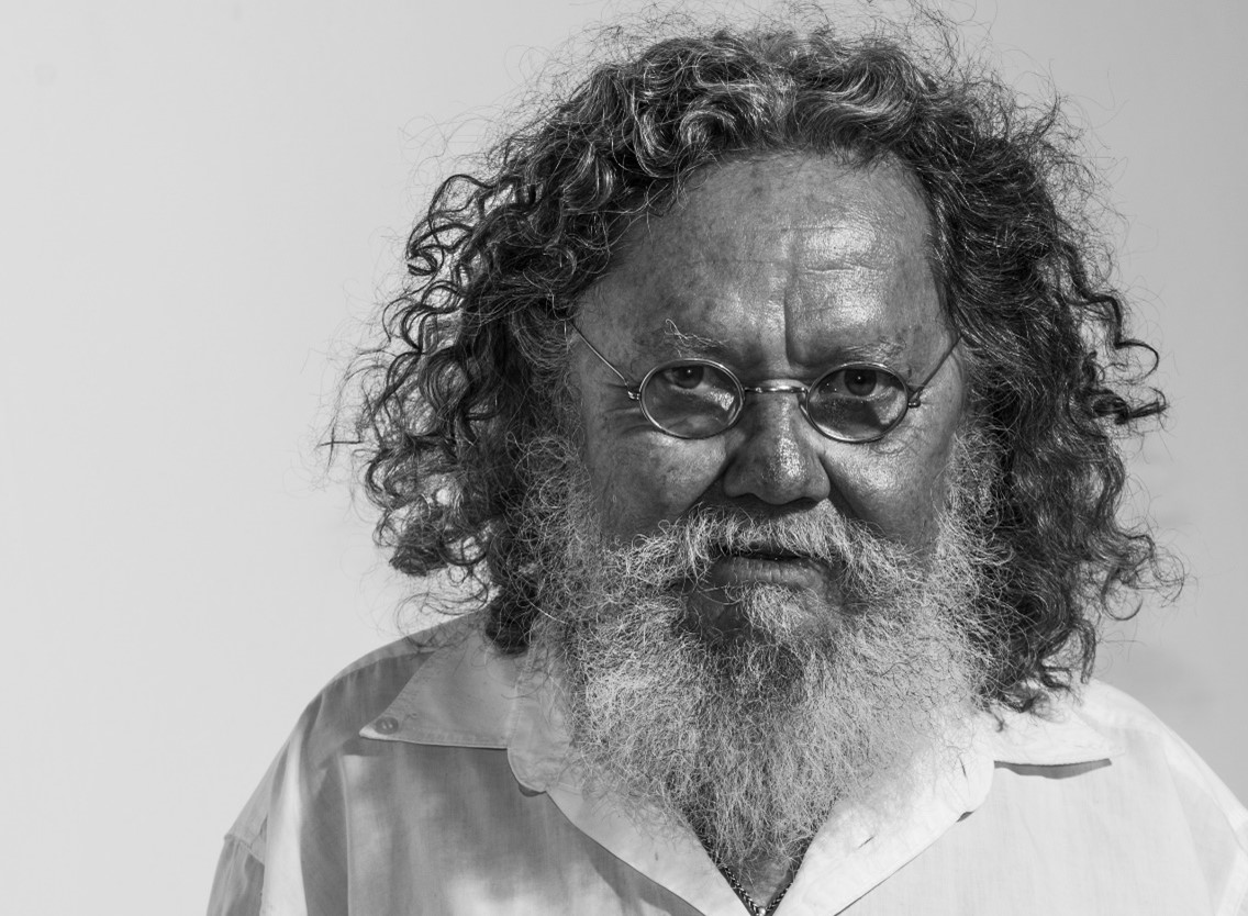 Nos últimos dias, exposição “Zé Tarcísio – 6585” convida o público a mergulhar no universo do artista