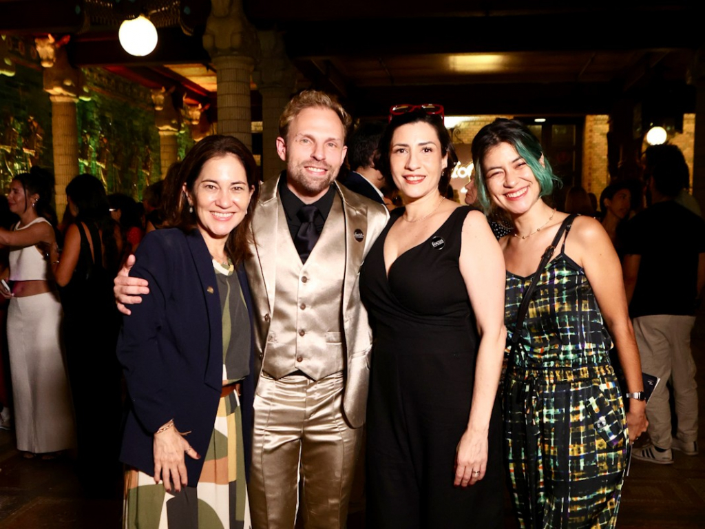 Dep (estadual) Elika Takimoto, Alex Neoral, Tati Garcias E Nara Takimoto 6624