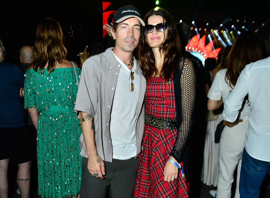 Di Ferreiro E Isabeli Fontana