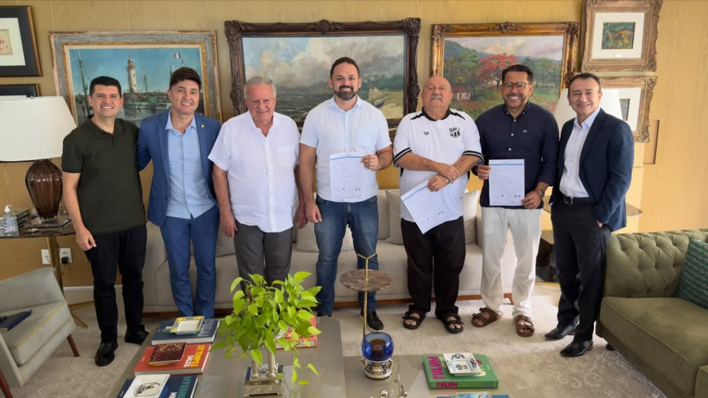 É Com Muita Alegria Que Recebemos Em Nosso Partido, Esses Três Importantes Nomes Da Política Cea