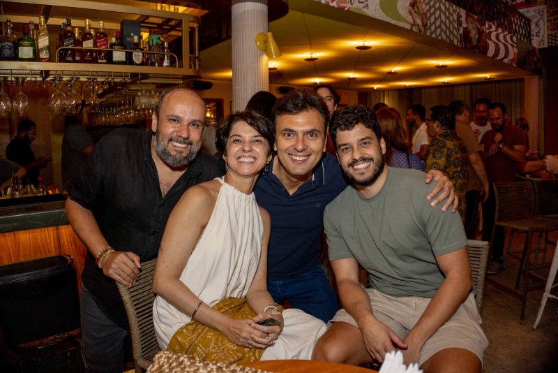 Conexão musical - Kizaba e Ricardo Bacelar apresentam composições inéditas no Cenário Casa de Música