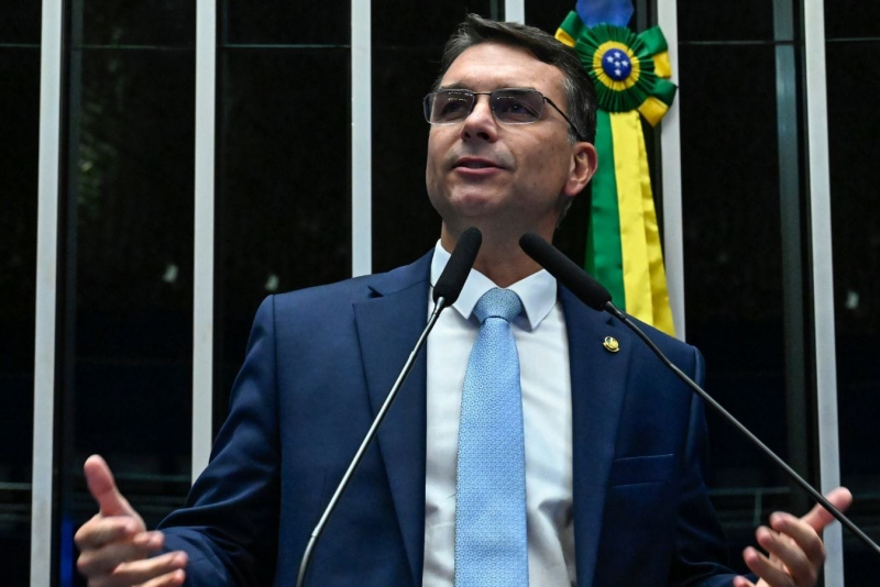 Flavio Bolsonaro 15494