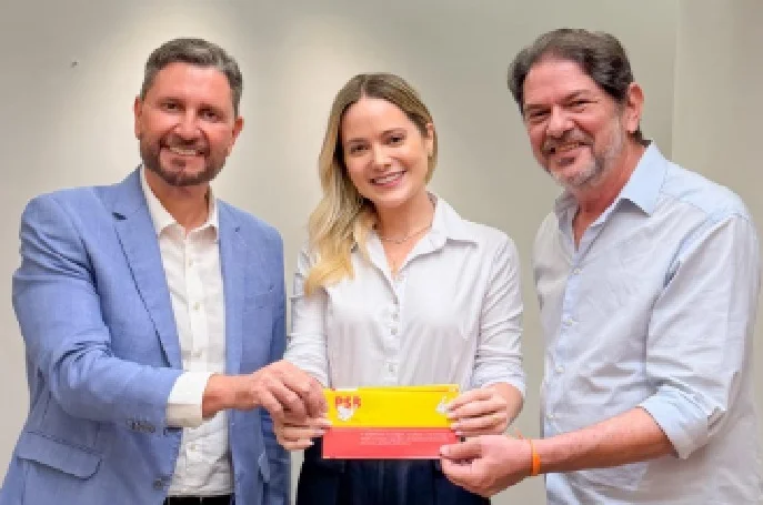 Tainah Aldigueri se filia ao PSB e entra na disputa por vaga na Alece